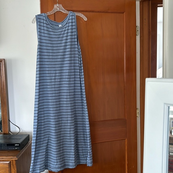 Old Navy Striped Cotton Sleeveless Maxi Dress - Picture 1 of 6